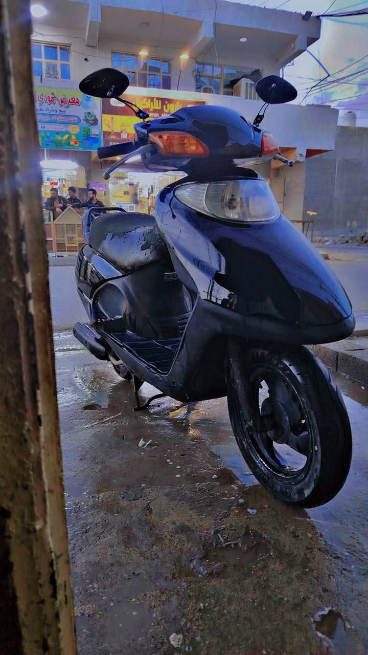 السلام عليكم دراجة سبيسي للبيع دراجه نكرة سلف كهربايات كلها شغاله اشاير لايت  بكلايت كله شغال سلف هندر مناقصها اي شي مكاني بغداد سعر ٥٥٠ وبيها مجال دراجه ماناقصها اي شي بس شغل وتطلع رقمي *********** الاتصال
