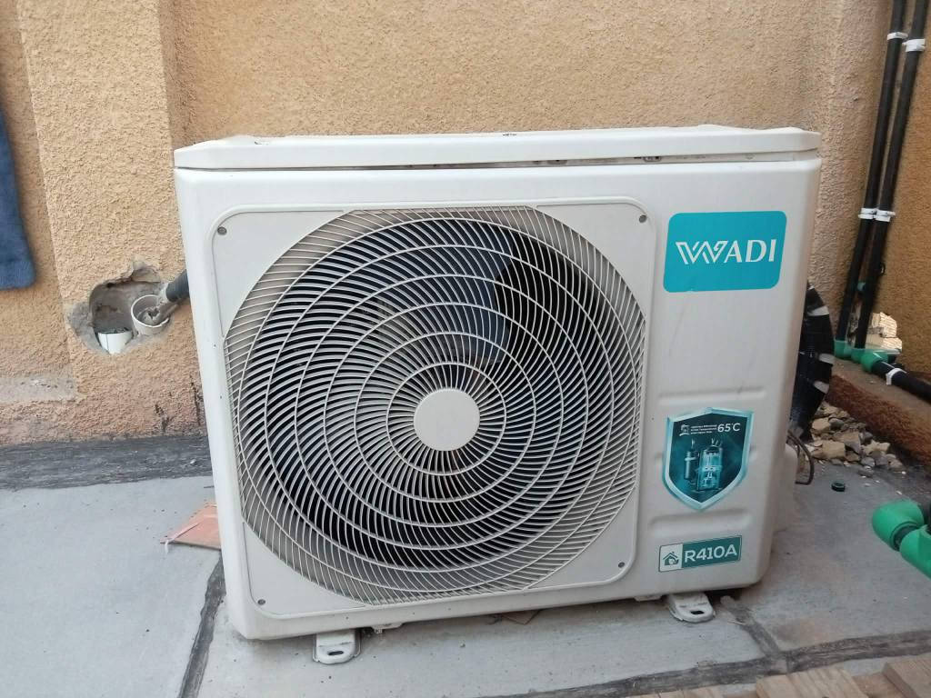 سبلت للبيع ب٣٥٠ وبي مجال استفسار وتساب ***********
