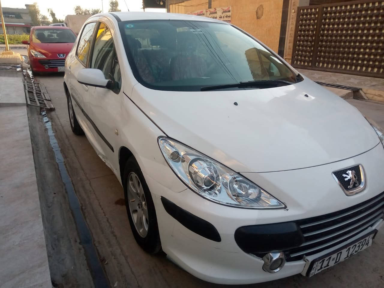 بيجو ٣٠٧موديل ٢٠٠٦ سياره جاهزه محرك وكير وحداديه تبريد رقم بغداد سنويه جديده مشروع وطني مكانه بكركوك *********** سعر ٥٤ورقه بيه مجال بسيط
