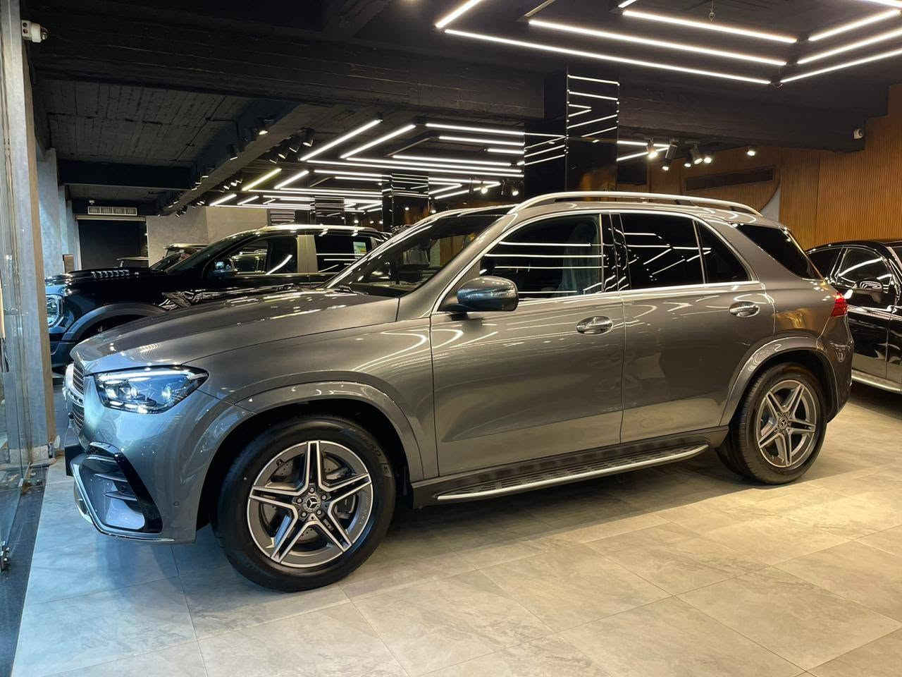 ⚡️ متاح استلام فوري بفضل الله ⚡️  

MERCEDES GLE450 AMG 
MODEL 2026
Fully Loaded
وكيل ضمان ٥ سنين 
اهم المواصفات :
Burmester Sound System 💎
360 Camera 💎
Panoramic Roof 💎
Electric Tailgate 💎
Head Up Display 💎
Keyless Entry 💎
4 Zone 💎
                 متاح جميع الالوان باذن الله  🤍🖤🩶
📞 01040918831
‎ 🔥‎خصم فوري داخل المعرض على الكاش🔥
ومتاح جميع انواع العربيات مستعمل وزيرو 🚗
‎متاح جميع أنظمة التقسيط
‎بدون مصاريف إدارية ✔️
‎بدون تأمين إجباري ✔️
‎بدون حظر بيع‎ ✔️

للاستفسار (فون-واتس اب) :01040918831 القاهرة, مصر


**إذا كنت صاحب هذا الإعلان وتريد حذفه لأي سبب، رجاءا أرسل رسالة إلى الدعم الفني**