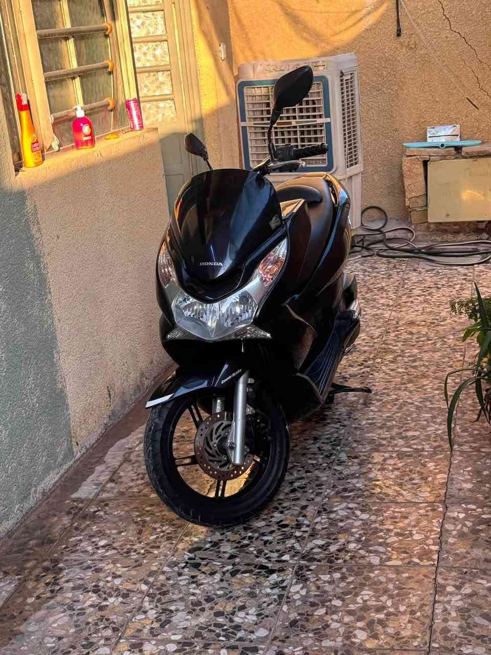 سلام عليكم pcx جيل اول ياباني JF
الدراجه مال رمبه ومكفوله حته من الطسه
ماشيه 29k✅
حساس ازدحام حساس استان✅
بعدهة بعدتهة مال شركه وياها منفيسهة الاصلي
وابيعلك من باب البيت وجيب وياك فيتر وتعال
السعر 13 وبيه مجال بسيط مكاني الامين الثانيه
شراي اتصل ***********
