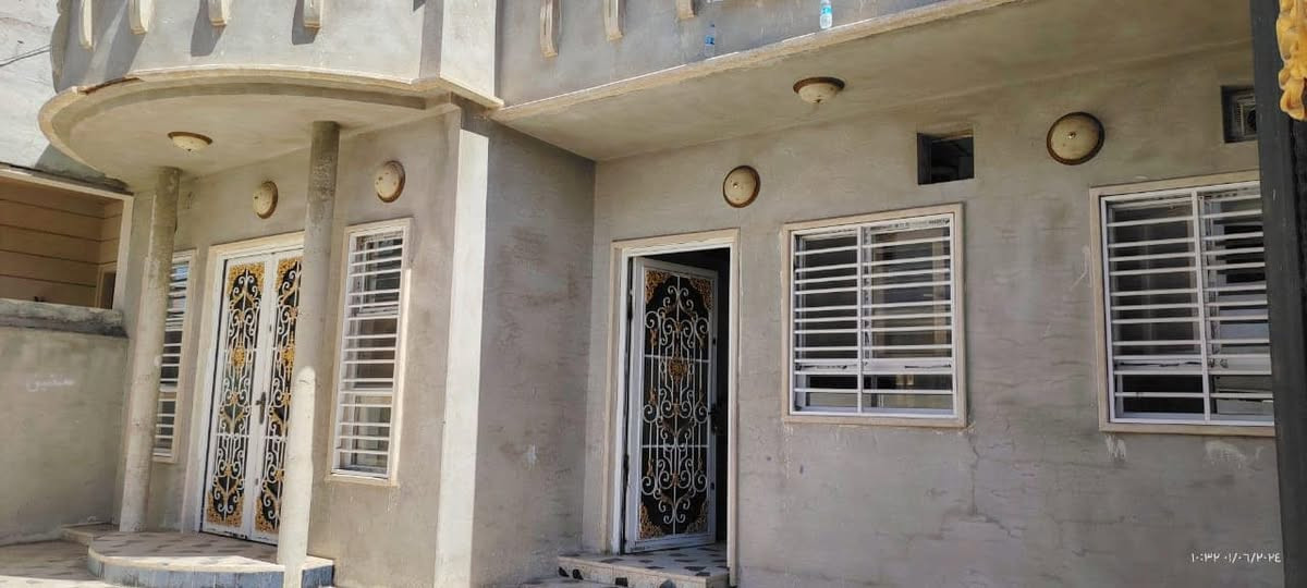 للبيع تفضلو خاص او على الرقم ***********
