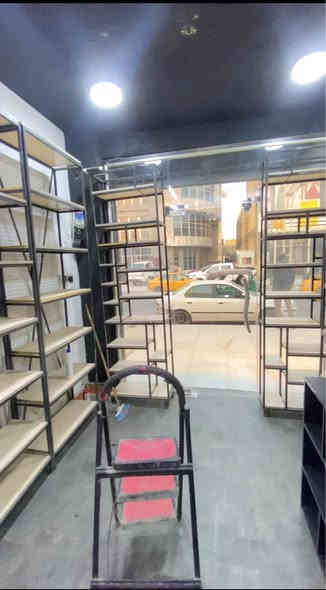 ‏ديكور محل يصلح محل كوزمتيك أو محل أسواق
*********** عمارة
