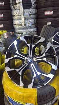 3 ويالة BMW Mبكج جديد ممشدود بسياره ابد هوه والكارتونه مالته قياس تو س...