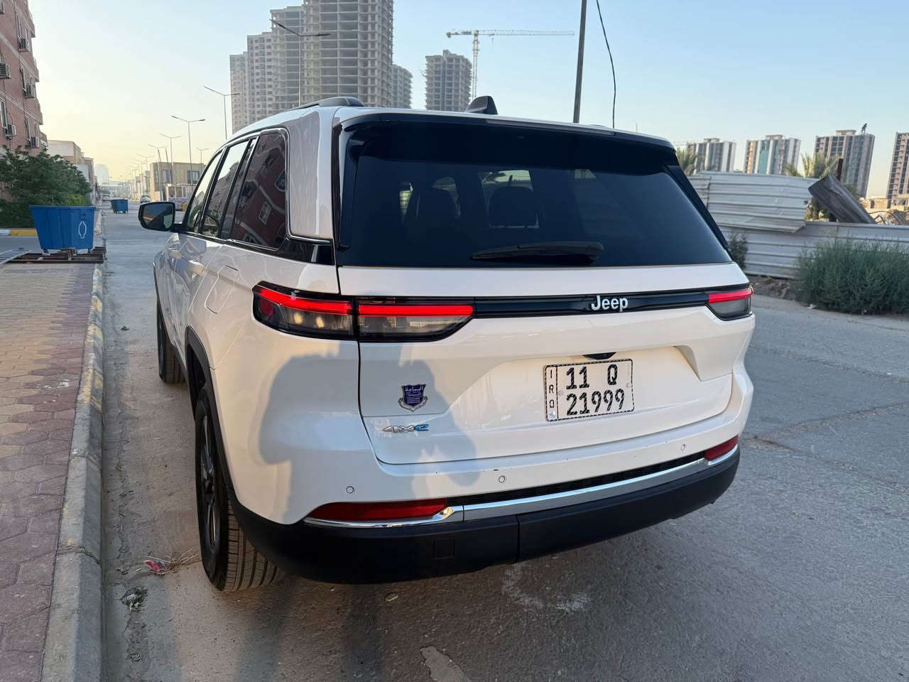 جيب 2024 فول مواصفات

3 انظمة وقود بانزين وهايبر وبلكن  

داخل جلد اسود خزن ميموري 3 وضعيات

تدفئه ستيرن ومقاعد 

تشغيل عن بعد 

سستم صوت الفا مع دمام خلفي

صندوك كهرباء

داخل لد ابيض 

بانوراما 

ويل 18 بلادي 

شاشه جبيره مع Car play

رادار امامي وجانبي وخلفي 

حساسات امامي خلفي 

مرايه هيتر ونقطه عمياء 

اوتو بارك 

5 وضعيات قياده 

5 راكب المرغوبه 

دفع رباعي 4*4

ماشيه 32000

سيارة مكفولة من صبغ فقط دعامية امامية صبغ باقي كفالة صور حادث بالمنشور 

السعر 310 بيها مجال 

للاستفسار 

*********** بغداد, العراق

