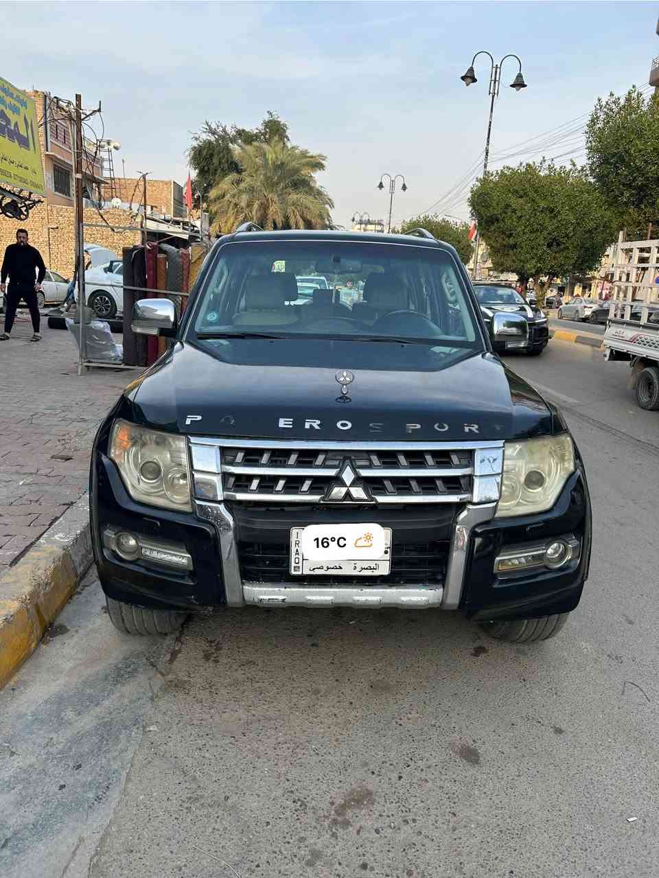 باجيرو 2011 رقم بصرة مكان بغداد حبتور فول 3 قطع صبغ ماشية 250 الف السعر 128 وبيها مجال 
***********
