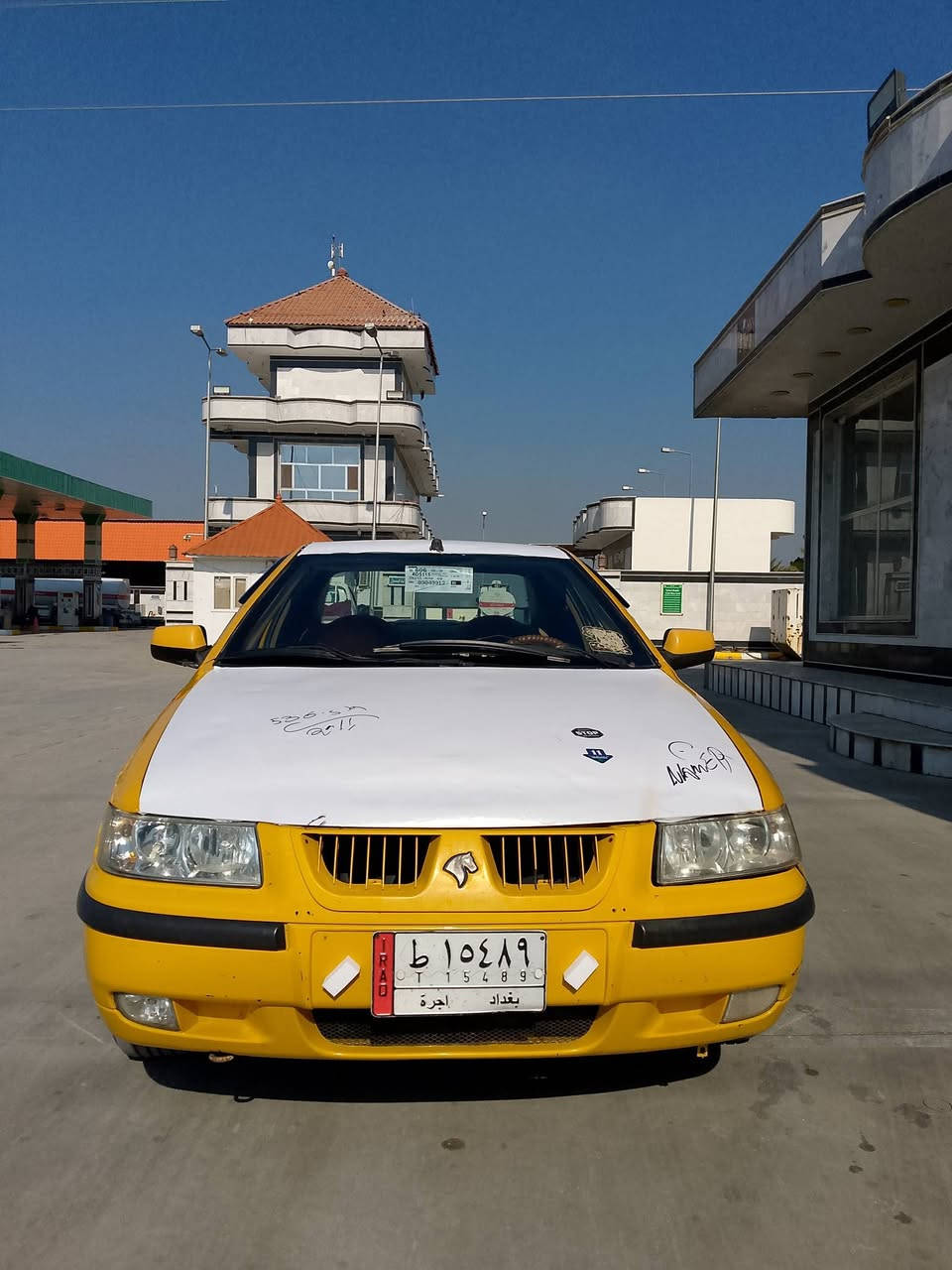 السلام عليكم سمند 2010رقم بغداد مصفره هيئه وغرامات سنويه ل27 كير ومكينه بجيس لا تنقيص ولا بخار تخم تاير حداديه جديده كهربائيات كلها شغاله شاشه وسستم صوت هورن بوش سياره جاهزه لشارع كبل متصرف عليها ربع ترايها كلش حلو وناعمه
السعر 27وبيها مجال  
مكان سياره واسط صويره
‏‪***********‬‏
‏‪***********‬‏
