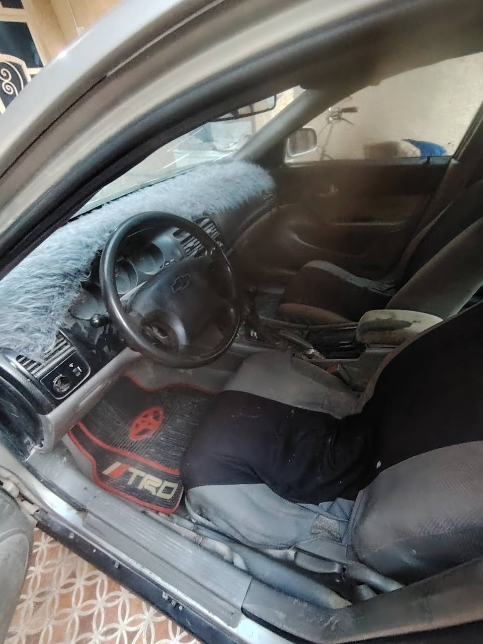 شوفر ابيكه موديل ٢٠٠٤ رقم دولي كير عادي مكينه وكير خير من الله السعر ٣٣ للاستفسار ***********
