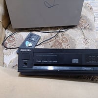 مشغل اقراص • مكبر صوت • شغال