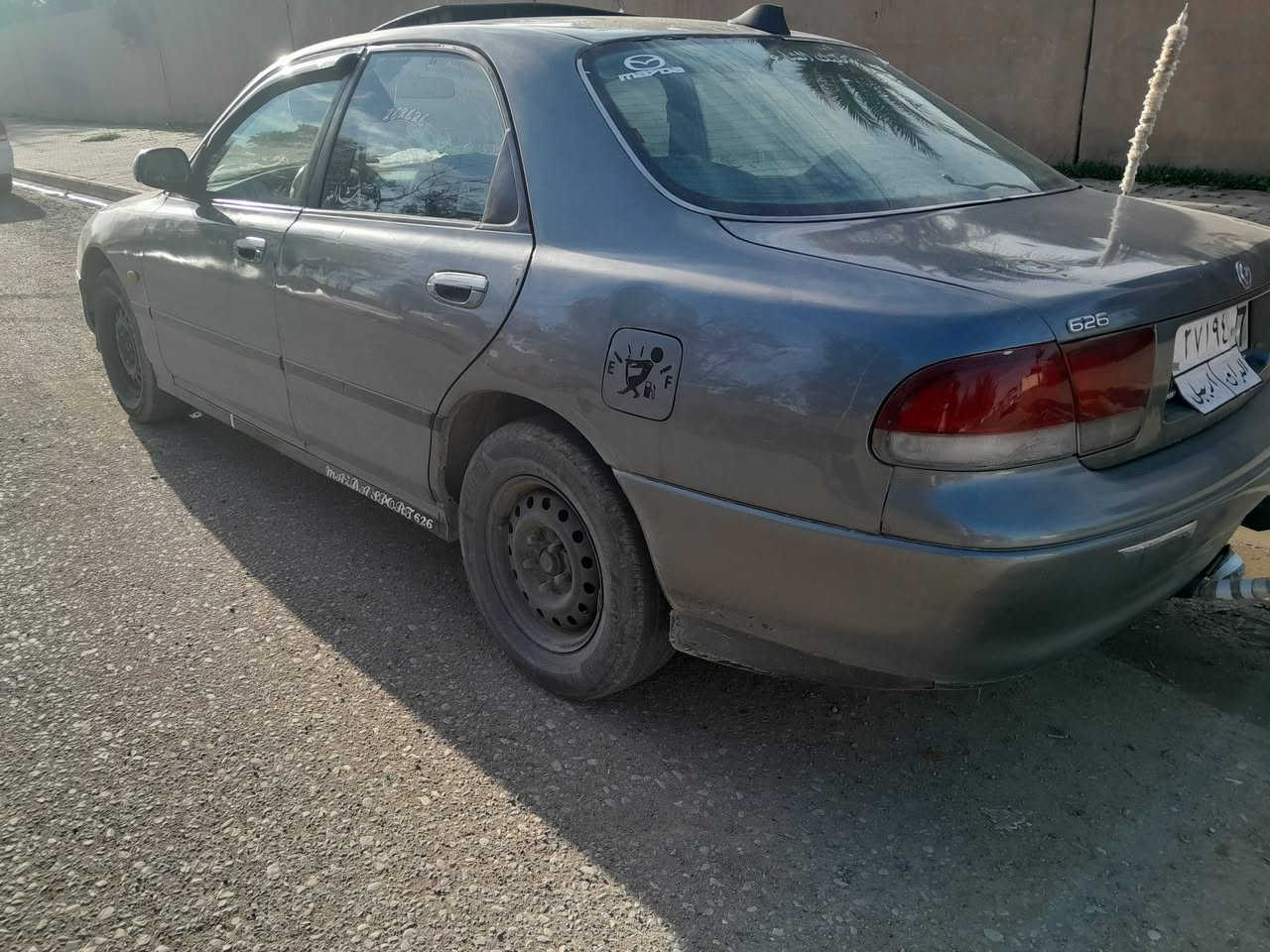 مازدا فاسۆلیا مۆدێل 1993 تبرید گێڕومەکینە بەشەرت سەنەوی بەسەرچوە هەزەی تازەیە  لێدراوێکی پێشی هەیە کەمێک ناوی گرتوە
نرخ 47
شوێن کەرکوک 
*********** 
***********
