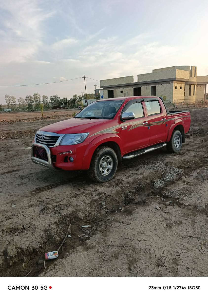 للبيع بيكم هايلوكس موديل 2015 مكفوله كفاله عامه رقم واسط للاستفسار ***********
