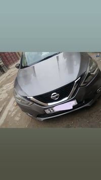 سيارة نيسان سنترا ٢٠١٨ حساسات وبصمه وكير ومحرك مكفول بيها قطع صبغ بس ا...