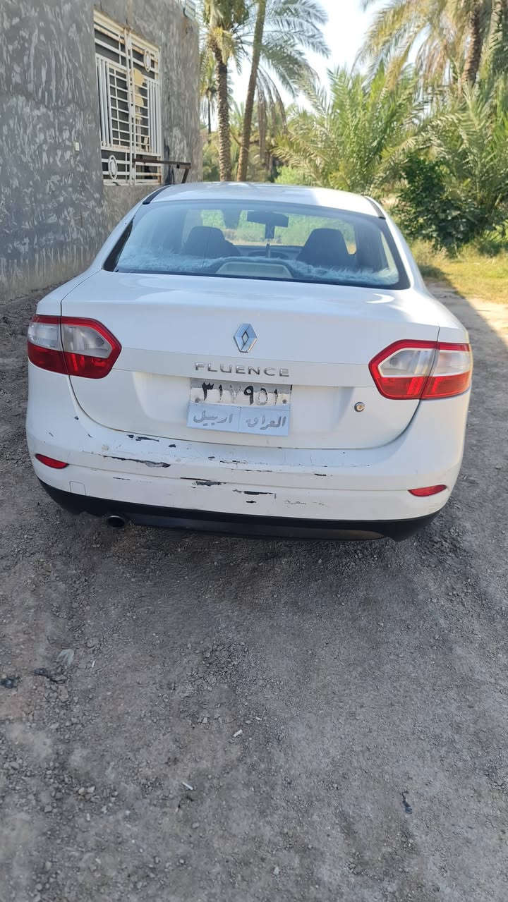 رينو فلونس مديل ١١ مكينه كير كرهبايات تايرات وتبريد كله جديد بيه جاملغ امامي الباقي كفاله تريد تحويل او وكاله  السعر ٥٠ بيه مجال مكاني طوريج هاذه رقمي *********** والخاص مفتوح
