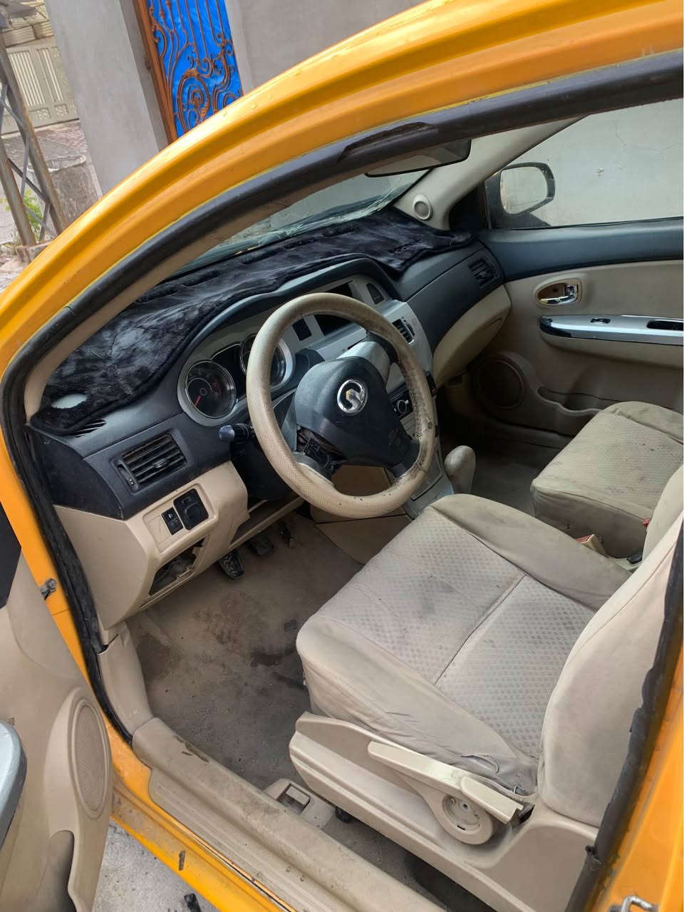 سلام علیکم کریت ویل 2011 کیر و محرک یارس کیر توماتیک 
رقم موبایل*********** كركوك, العراق
