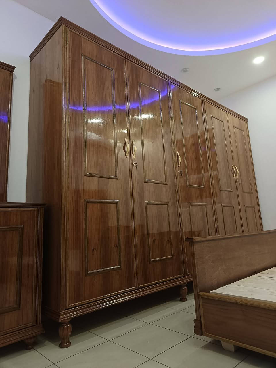 أبو سجاد النجار 
*********** نجارة عامه
