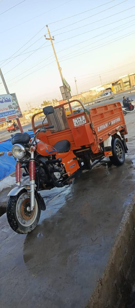 سلام عليكم ستوتة نيفان رقم وسنوية نكليزي بسمي موديل 2019 ستوتة نضيفة محرك 200 السعر  مليونين ونص وبيهه مجال لشراي مكاني البصرة كرمة علي رقم ***********
