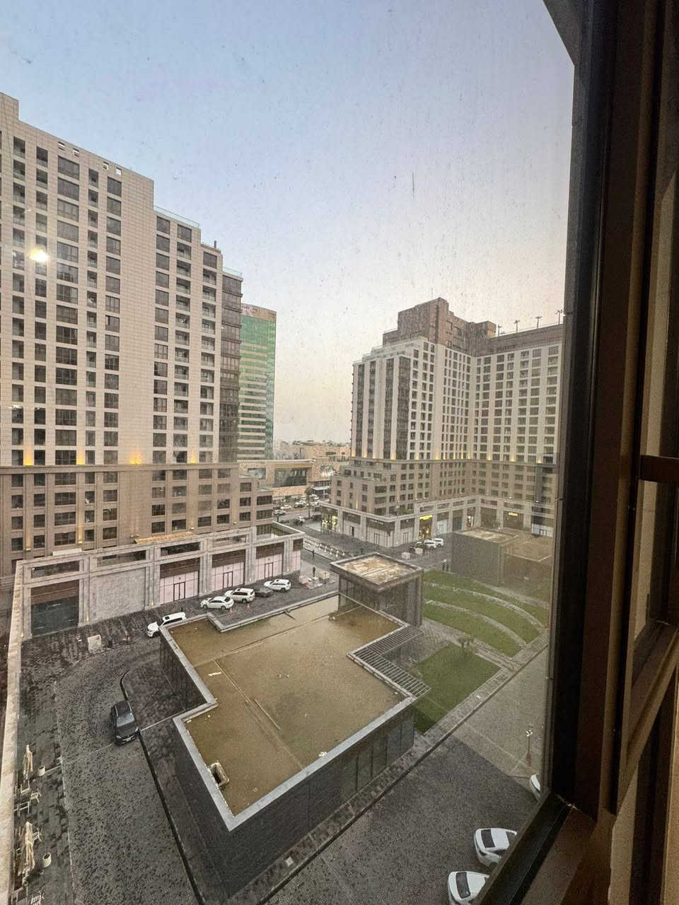 شقة الايجار في بوليفارد غرفتيين و صالة فارغ مساحة ١٤٨ م 
*********** أربيل, العراق
