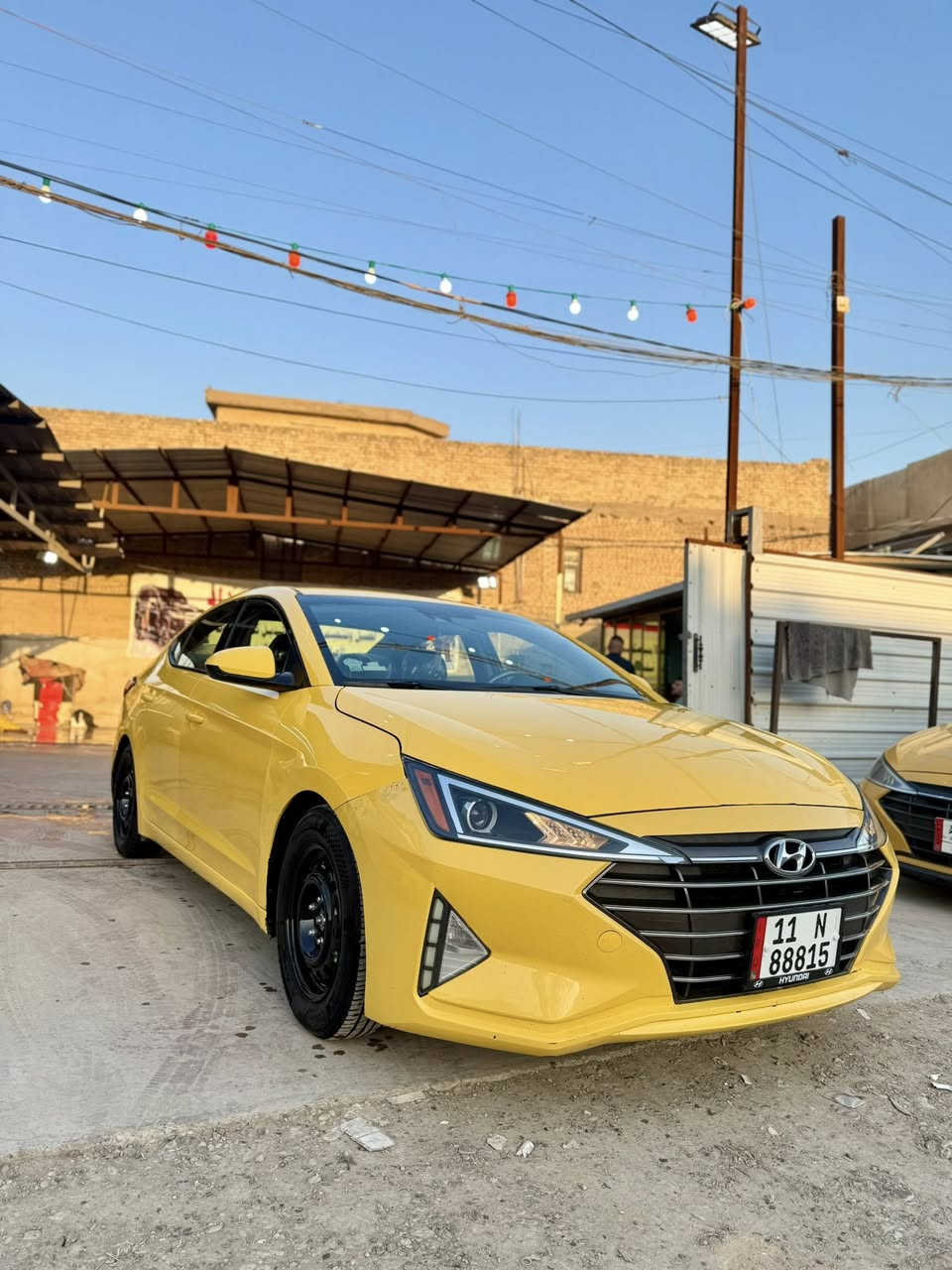 السلام عليكم النترا 19 للبيع وارد امريكي محرك الفين دوش كير ايتي بلادي منضومه غاز صور الحادث بلمنشور بدون تبديل قبق صندوك مصلح نفسه بجم كبس دوشمه عام ارضيه جلد وسفاريات جاهزه من كلشي على اخر حبايه سياره جديده واحلى من الصور بعد مواصفات معروفه شاشه وكامره وانضمه قياده وتحديد مسار ورادارات ومثبت سرعه مصفره هيئه وغرامات وهزه جديده ورقم جديد وبسمي ثاني يوم ابصملك السعر 130 والشراي يدلل مكاني بغداد سريع حي العامل *********** وبي واتساب وخادم للطيبين
