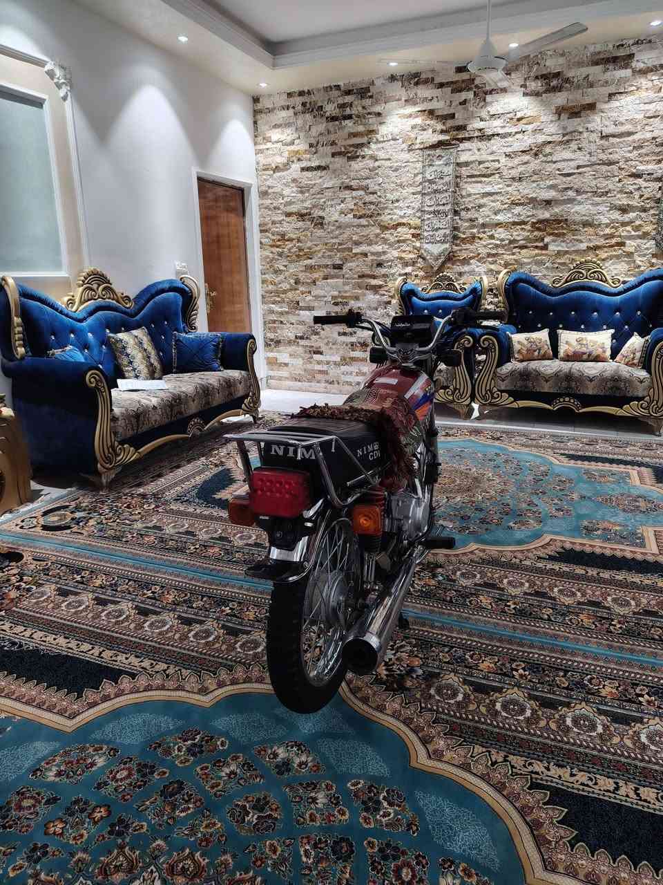 السلام عليكم لبيع نامه موديل 24اوراق السعر 475وبيه مجاله الدراجه نضافه شوفت عينك وبعد انضف شلعه معدل خير من الله لاستفسار ***********
