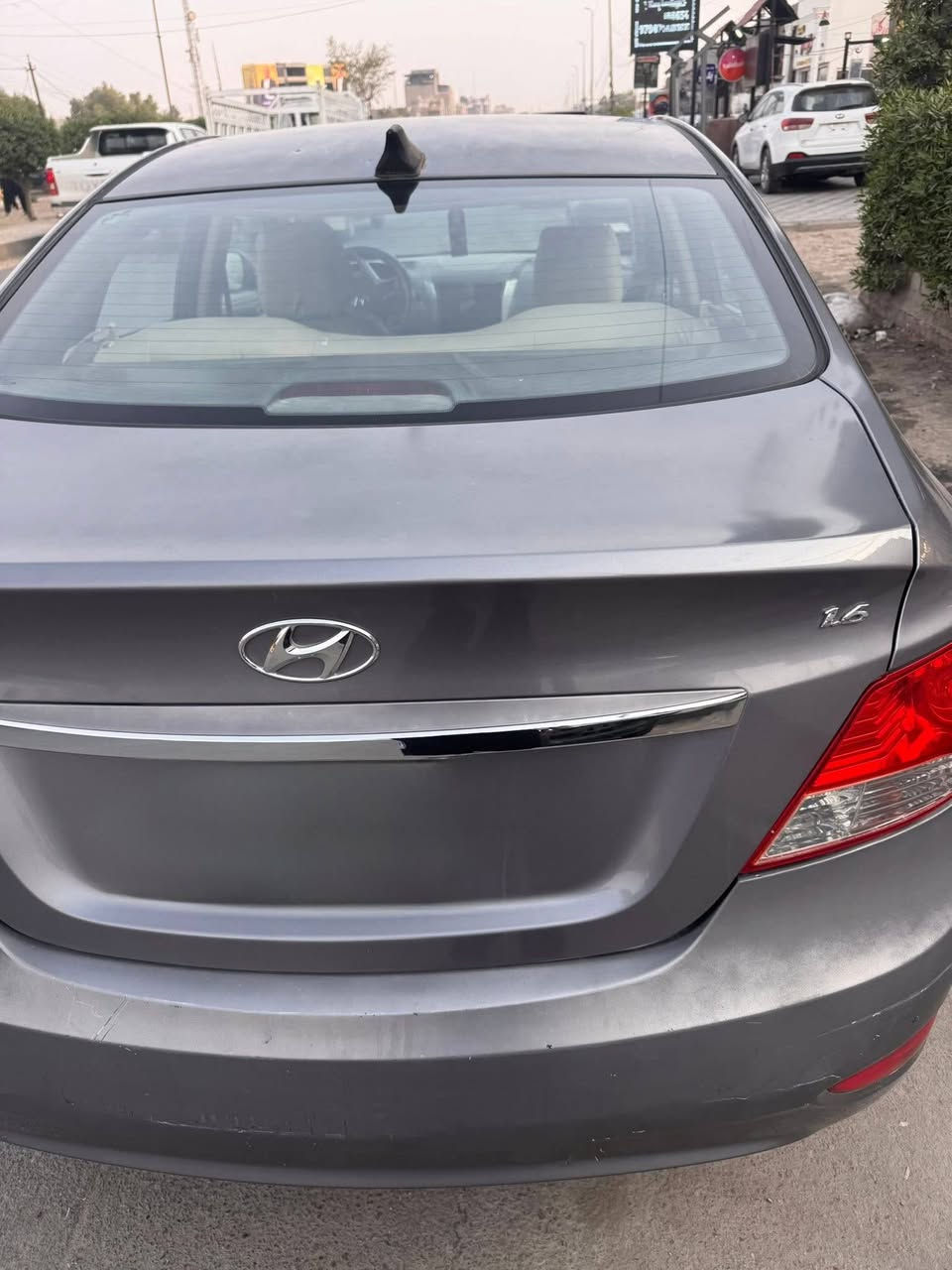 اللهم صل على محمد وال محمد٠٠ياالله ياكريم
للبيع سياره إكسنت لون رصاصي
موديل ٢٠١٥  وارد خليجي السياره بدون اي حادث فقط طخات مع جراد بسيط  رقم السياره بغداد بأسمي ثاني يوم احول الك 
مواصفات السياره ١تحكم ستيرن٢تحكم مري٣شاشه ٤اوفر درايف ٥محرك دبل قطره٠٠تبريد على الفحص ٠٠سياره ما تخسر عليها دينار٠٠
باقي التفاصيل على الخاص  اوالاتصال 
*********** أبوعلي العنوان بغداد البلديات تقاطع المرور
