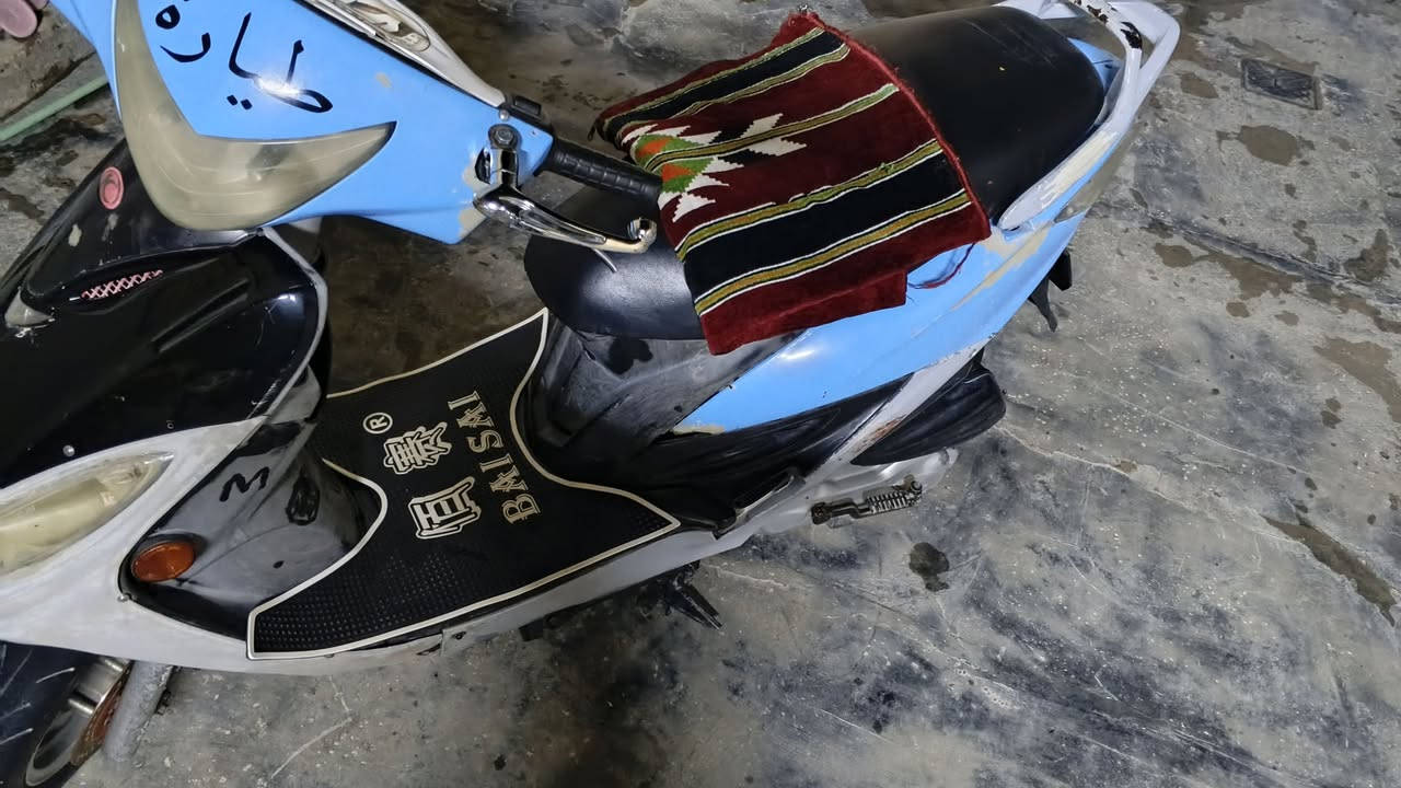 سلام عليكم كامكو جي فور.... 
دراجه ما عايزه شي كله شغال سلف كهربايات دراجه مفتوه 1وحده سعر 300وبيه مجال مكان نجف حي نداء


**إذا كنت صاحب هذا الإعلان وتريد حذفه لأي سبب، رجاءا أرسل رسالة إلى الدعم الفني**