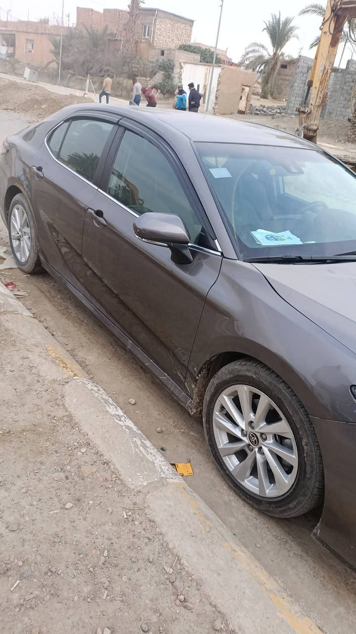 كامري 23
ماشيه 35 حقيقي 
 قطعه وحده صبق بأسمي سنويه لحد 29
مواصفات 
تشغيل بصمه
بصمه بل ابواب
تشغيل عن بعد
دخول ذكي
نقطه عمياء
مرايات كهرباء
ثلاث انضمه قياده
مثبت سرعه وقياده ذاتيه
رادار امامي


**إذا كنت صاحب هذا الإعلان وتريد حذفه لأي سبب، رجاءا أرسل رسالة إلى الدعم الفني**