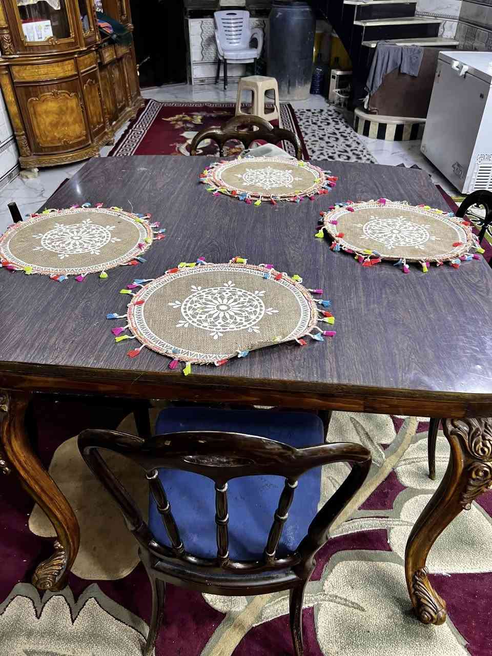 السلام عليكم ميز طعام خشب اصلي ثقيل البيع ويا 3كراسي بيش يفيدكم


**إذا كنت صاحب هذا الإعلان وتريد حذفه لأي سبب، رجاءا أرسل رسالة إلى الدعم الفني**