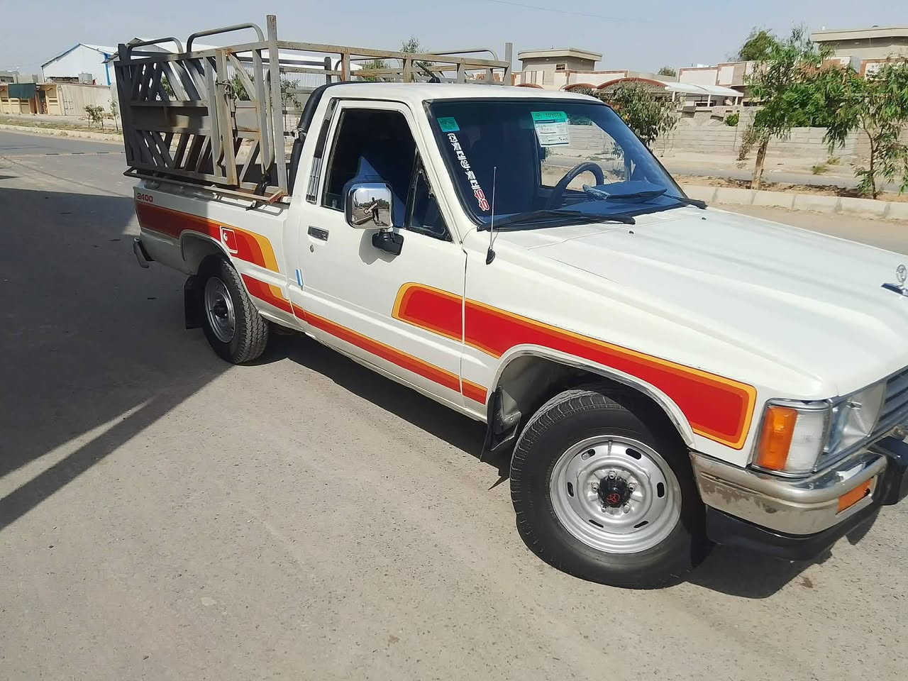 سلام عليكم سياره موديل 88.       حار بارد رقم نينوى دولي شرط التحويل ماكينه كير اكسن شاصي كله نظيف سياره بيها صبغ مال تشليع.      ***********.  ***********.    تراهم بيع او مراوس

