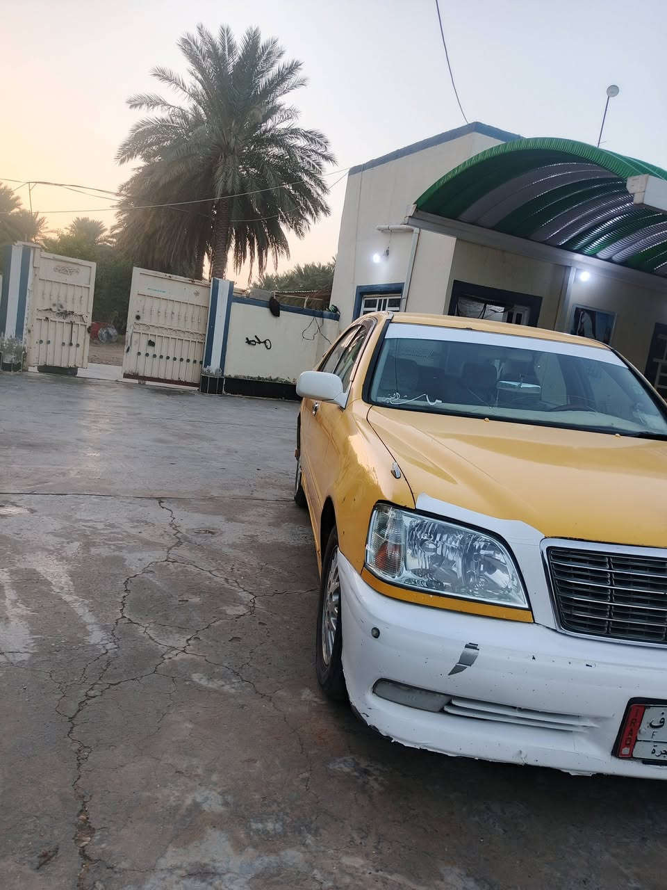 السلام عليكم للبيع ملكه  3 دكام موديل 2002 رقم نجف مكينه وكير وحدادي وتخم تاير بيه كص قمره  باقي مكفول مكفول من كلهن تجي وتشوف بعينك السعر 65 بيه مجال العنوان بابل حمزه غربي ***********
