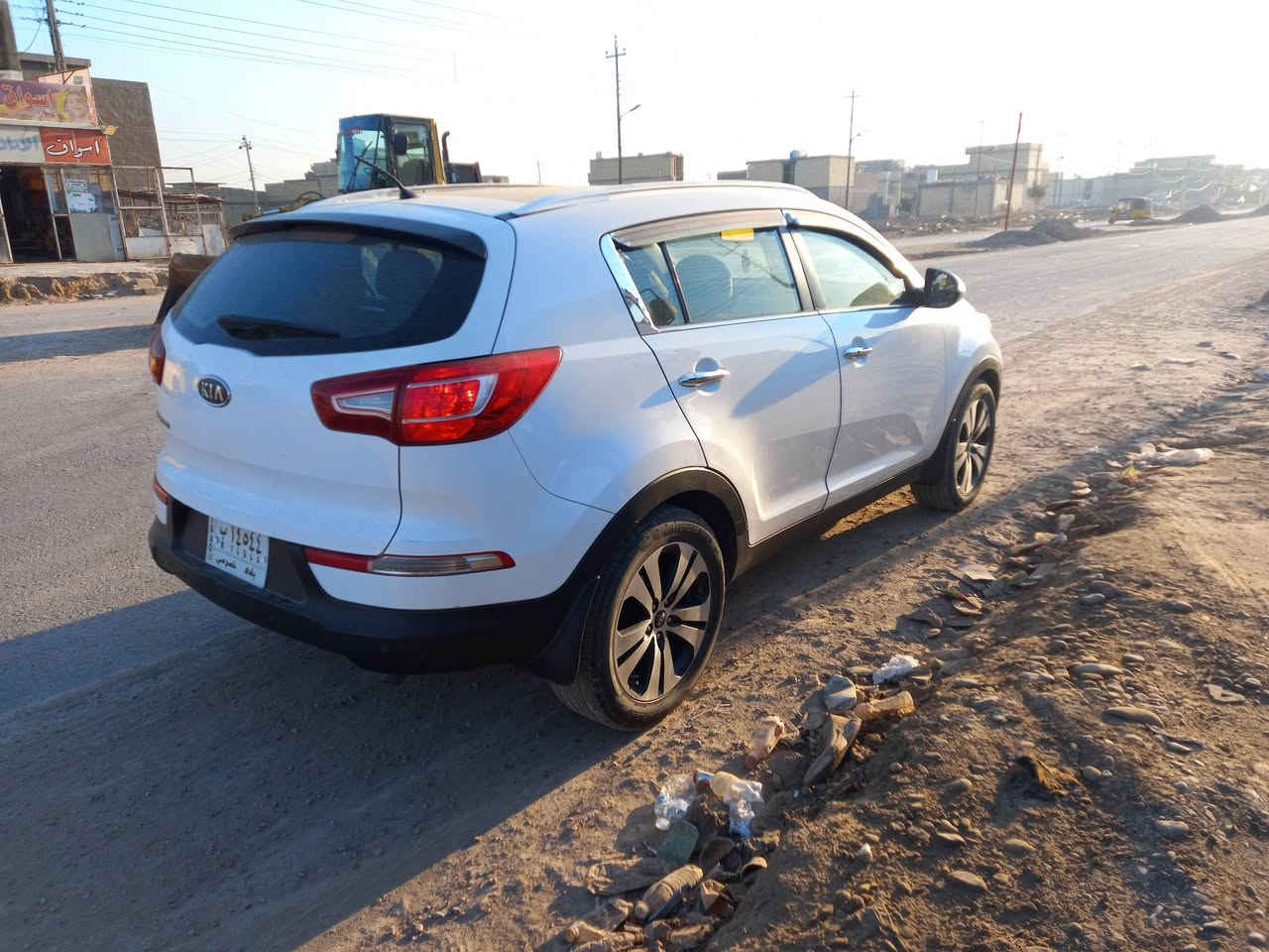 السلام عليكم لبيع كيا سبورتج خليجي مكفوله فول واحد علئ واحد مديل 2012 استفسار ***********
