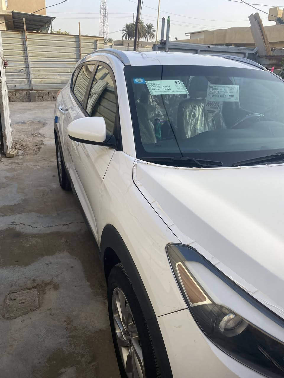 السلام عليكم توسان 2016 السيارة  بحالة جيدة كير مكينة صدر تخم تاير كلة جديد سيارة حادث جاملغ امامي مرجع بارد فقط وبنيد صبغ بالعراق اثر شخوط فقط عداهة سيارة مكفولة سنوية جديدة بسمي  السعر ١٥٣ وبيه مجال مكاني بغداد ***********

