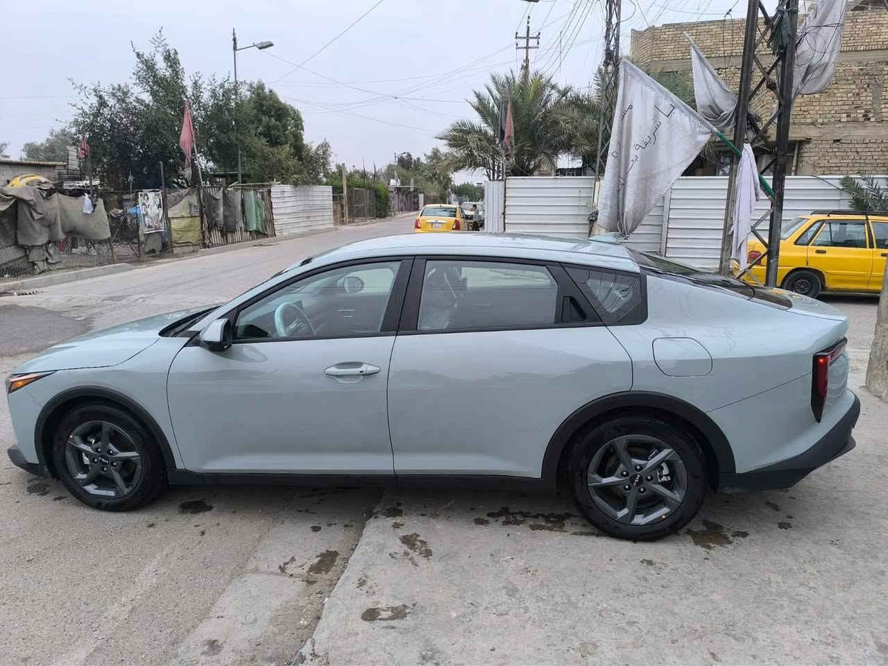 سلام عليكم كي 4مديل 2025بيها بس بنيد والباقي كفاله بغداد بسمي رقم مميز السعر 180وبيه مجال مكان ناصريه مركز ***********
