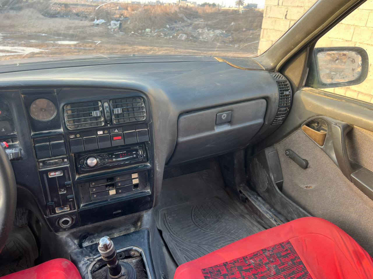 للبيع سعر 21وبيهه مجال مكان سياره فلوجه تصل ***********
