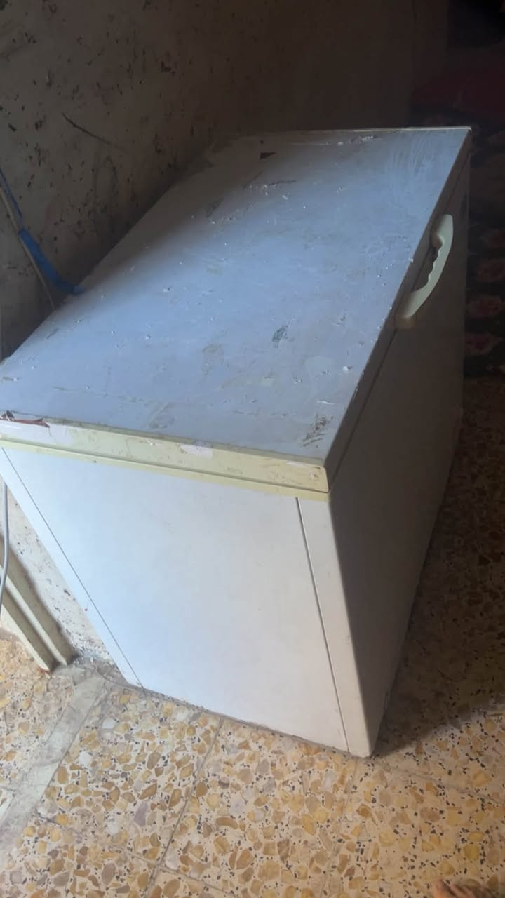 نهروانسلام عليكم مجمده لبيع سعر 140 مجمده حلوه ونضيفه وتجميده خير من الله مكاني شارع لمستش رقمي واتساب فقد ***********

