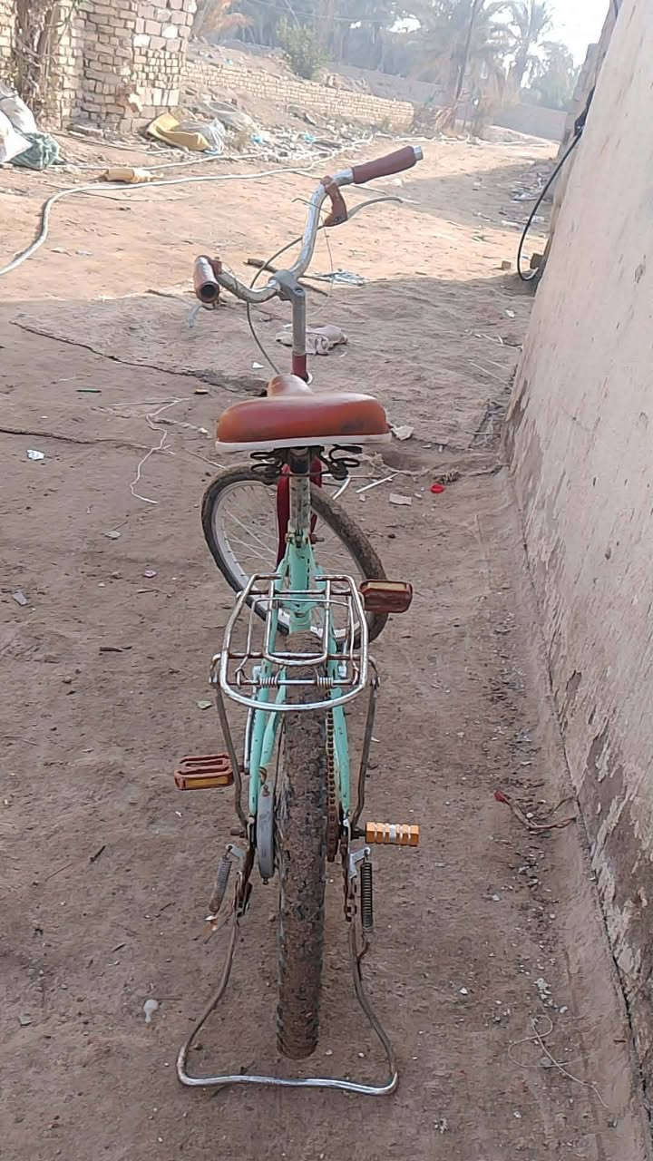 السلام عليكم بايسكل للبيع حجم 20سعر55وبي مجال مكاني ناصريه مركز


**إذا كنت صاحب هذا الإعلان وتريد حذفه لأي سبب، رجاءا أرسل رسالة إلى الدعم الفني**