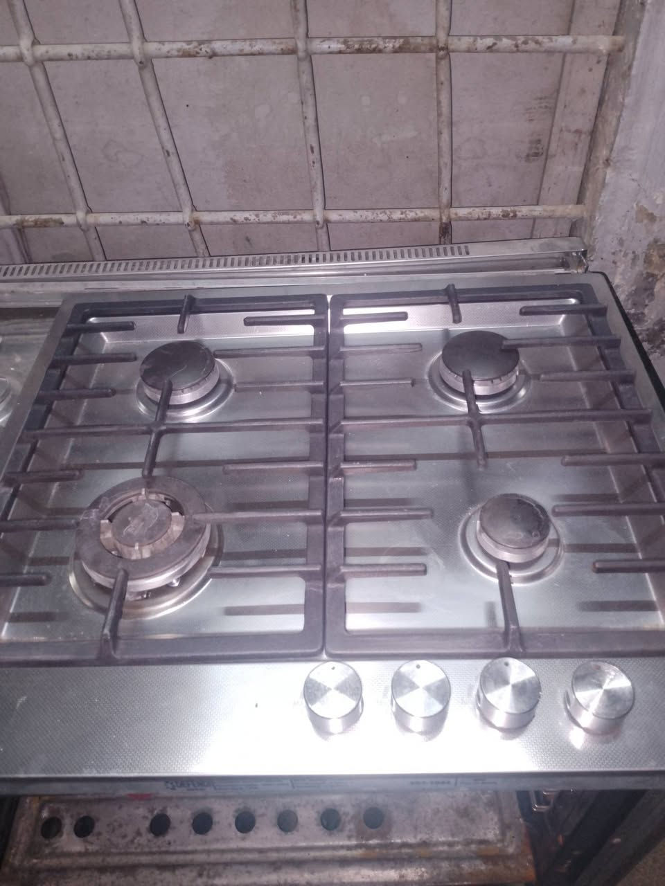 طباخ بلازما استيل للبيع موصل باب جديد قرب صيدلية الغانم***********

