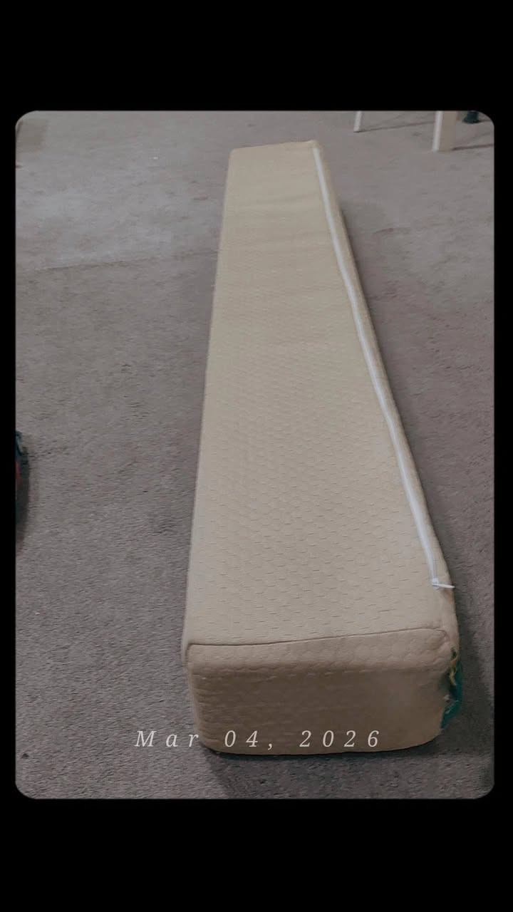 مفارش تخم 8 مقاعد فرو اخو الجديد مع موكيت
مع مخدة جرباية قطعه واحد نفرين للبيع كلهن ب55 الف 
سعرهن نهائي صايرات عليه اكثر بهواية 
*********** واتساب
