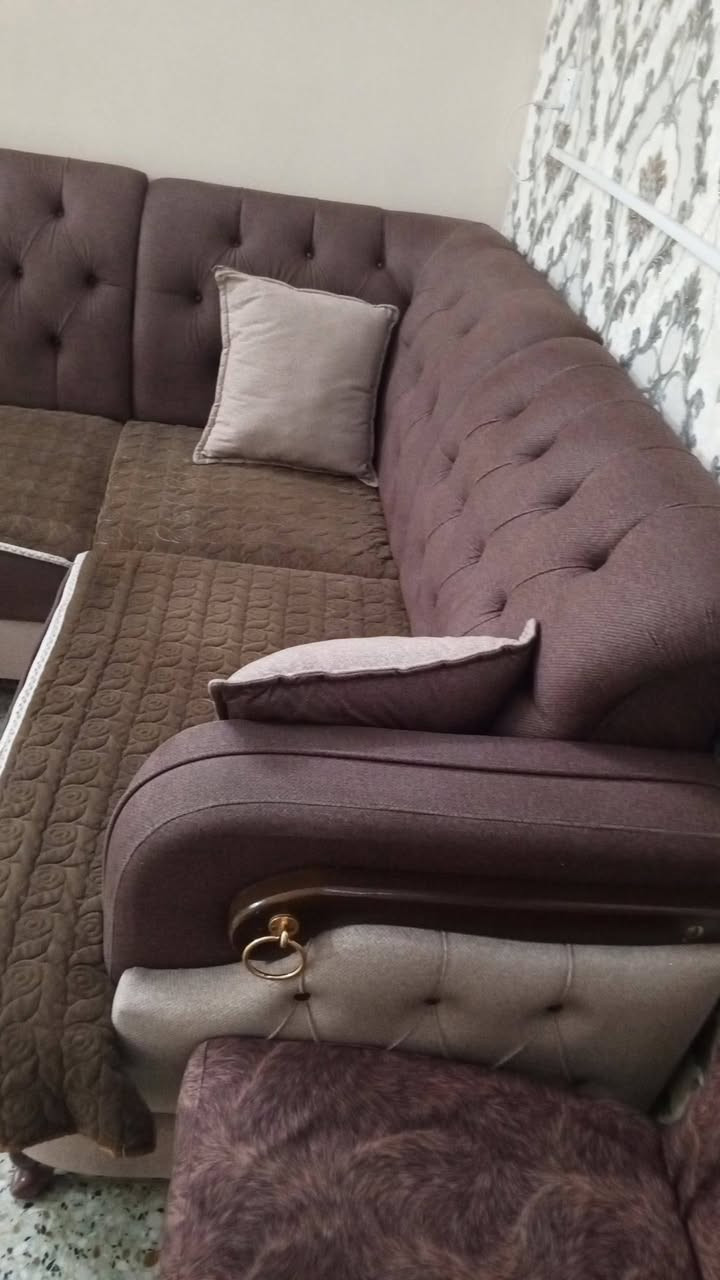 ديوان للبيع السعر650


**إذا كنت صاحب هذا الإعلان وتريد حذفه لأي سبب، رجاءا أرسل رسالة إلى الدعم الفني**