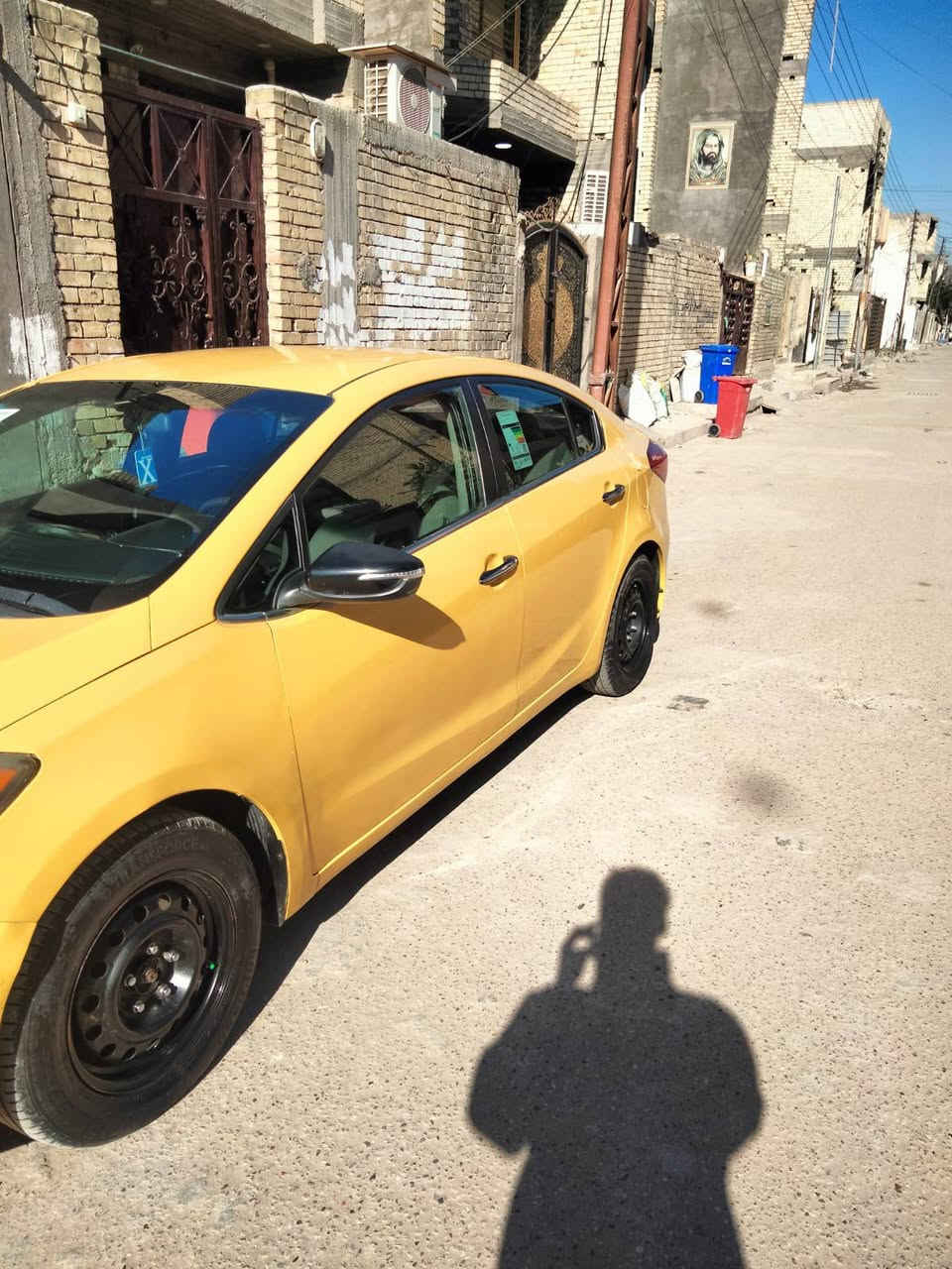 سيارة فورتي موديل 2014 وارد امريكي
حادث بنيد فقط مكينه 2000 جي دي اي 
السياره فول عده البصمه والفتحة 
منضومه غاز 
التنويه مكينه بيه كاز كيت فقط تنفخ ماء 
يعني مخابطه المكينه 
بكاني بغداد العبيدي حي الرئاسه 
السعر 95 وبيه مجال:
*********** تواصل انتصال واتساب فقط
