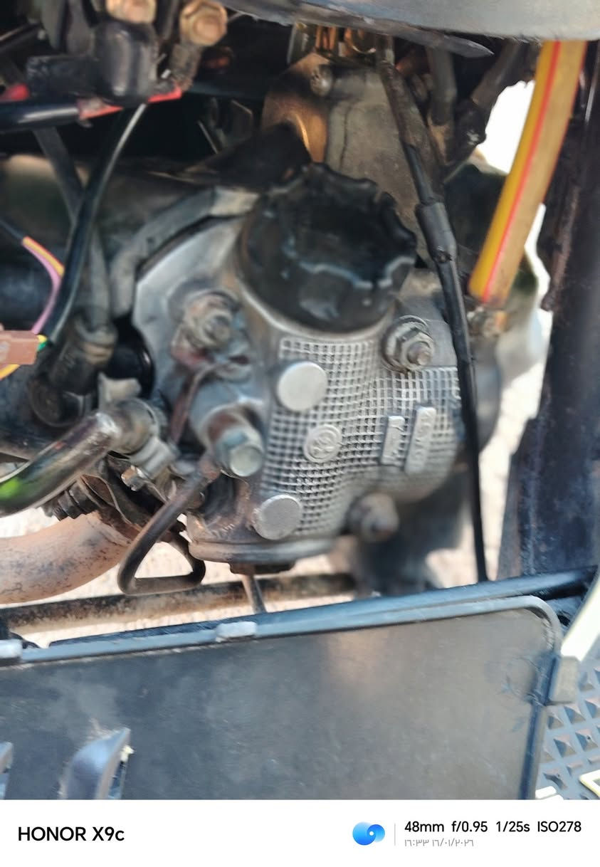 دراجة فراشة للبيع 
لون مميز / تفاحي 💚
مكينه صارلها فترة من مجفتها ولفات وبستم فقط 
شلعة تشك الكاع معدلها 90 كلجاتها بلادية 
كهربائيات كلها شغالة 
نضافة كدام عينك 
السعر 400 وبيها مجال للشراي 
التواصل على الفيس او رقمي ***********
