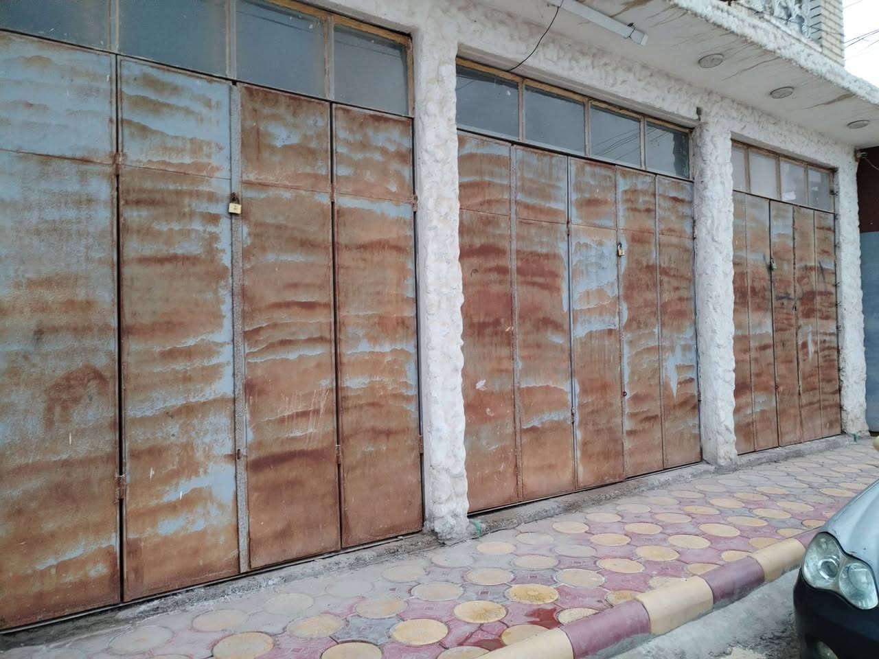 السلام عليكم ورحمة الله وبركاته
اخواني عندي 5 أبواب محلات للبيع تفاصيل كلاتي

الارتفاع 3 متر  العرض 2.5 متر.       العدد 2
الارتفاع 3 متر العرض 4 متر            العدد 2
الارتفاع 3 متر العرض 2.75متر        العدد 1

جام خانه الارتفاع 2متر العرض 4 متر    العدد 1

التفاصيل أكثر اتصل على الأرقام
***********
