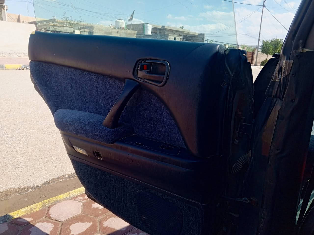 سلام عليكم سياره بطه منفصل  للبيع ميدل 1992
رقم بغداد
محرك وكير 2500
لايت زنون 
تبريد شقال 
مشروع وطني ل 2028
تحويل ثاني يوم 
سياره مكفوله من الكص ونقل 
السعر 48 وبيه مجال للاستفسار ***********
