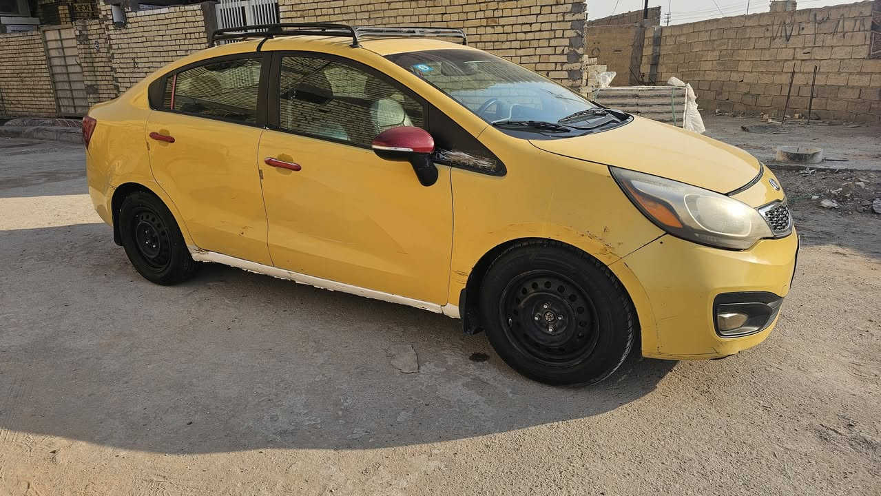 السلام عليكم كيا ريو مديل ٢٠١٦ محرك ١٦٠٠ جيتي  وارد امريكي حادثه قبق جنطة فقط نفسه معمر بدون حوض مصفرة هيئه وغرامات السياره حلوه ونضيفة مكانهه بغداد  الامين السعر ٧٥ وبيهة مجال حك الجيه ***********
