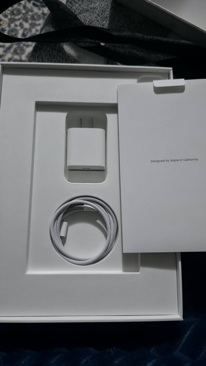 السلام عليكم ، من رخصة الادمن 
ايباد برو 11 انج 2022
ذاكره 128
بطاريه %93
نظيف كلش اخو الجديد
كامل ملحقات مثل ما موضح بالصور و ويا هديه قلم موماكس استخدام قليل كلش
السعر 750 وبي مجال ،، مكاني صلاح الدين الدجيل 
التواصل على الخاص


**إذا كنت صاحب هذا الإعلان وتريد حذفه لأي سبب، رجاءا أرسل رسالة إلى الدعم الفني**