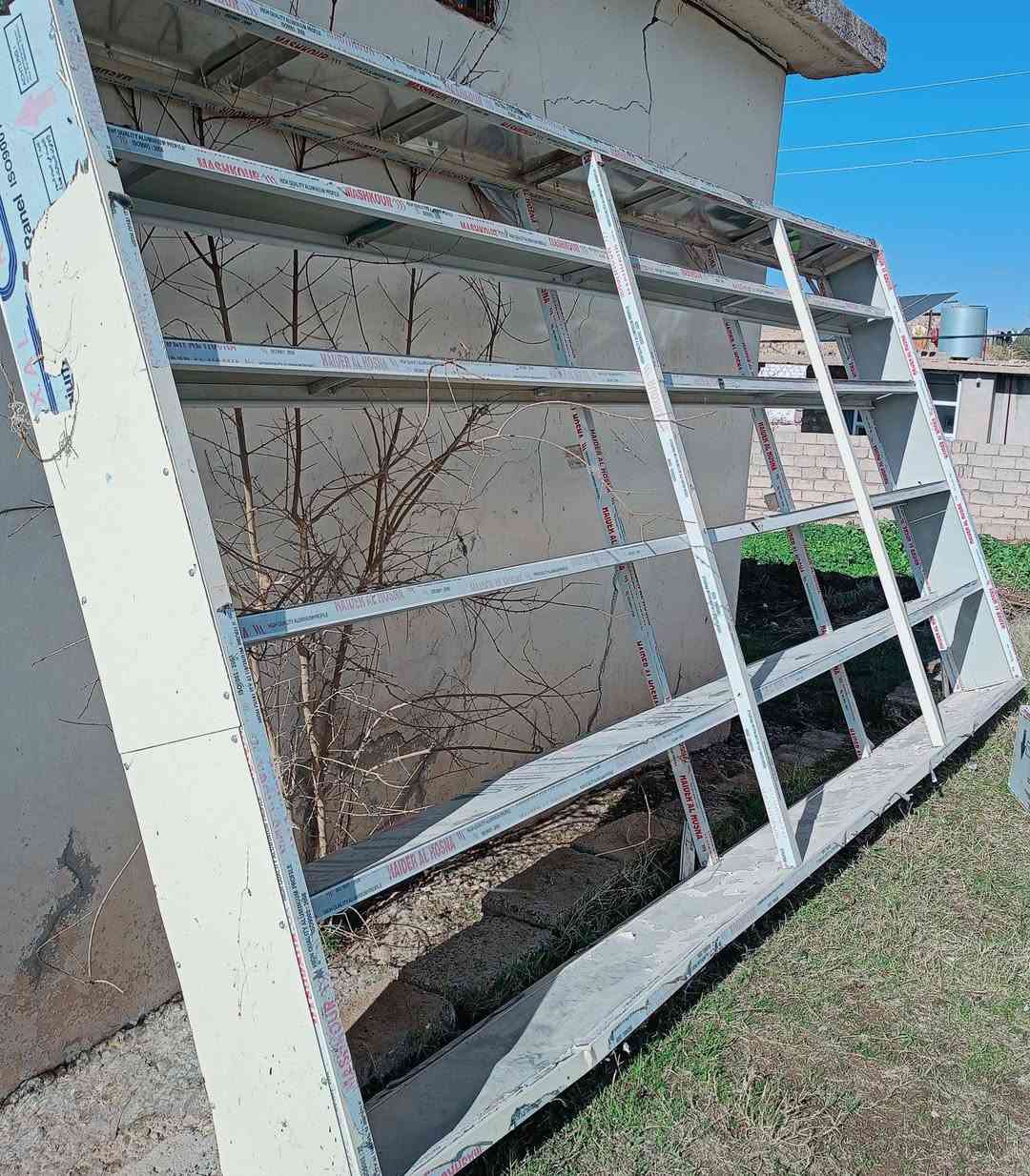 محامل للبيع السعر 250الف وبي مجال
للستفسار الاتصال على رقم ***********
