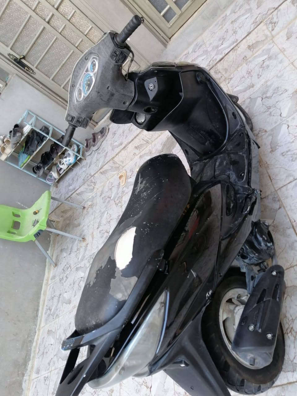 السلام عليكم
دراجة كامكو جي 4 للبيع مجفته دراجه نظيفه استخدام بيت 
ماتعبك بس دهن وبانزين دراجه كلش حلوه متوازي على بيعتها 
سعرها 400 وبيها مجال للشراي  يتفضل خاص


**إذا كنت صاحب هذا الإعلان وتريد حذفه لأي سبب، رجاءا أرسل رسالة إلى الدعم الفني**