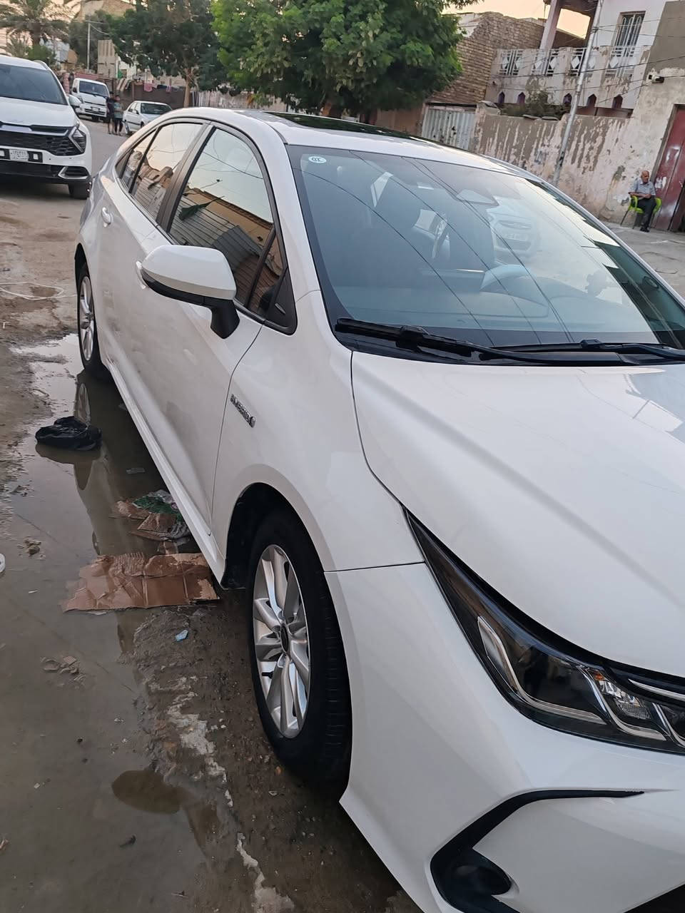 سلام عليكم كورله هايبرد صيني  للبيع مديل ٢٤ ضربته جوملغ وسونار مالته موجود وصورت الضربه موجوده ضربه مو قويه سياره جديده تايرات توني شادله تجي تفحص له تاخذه مكاني دوانيه سعر ١٤٥ وبيه مجال ***********
