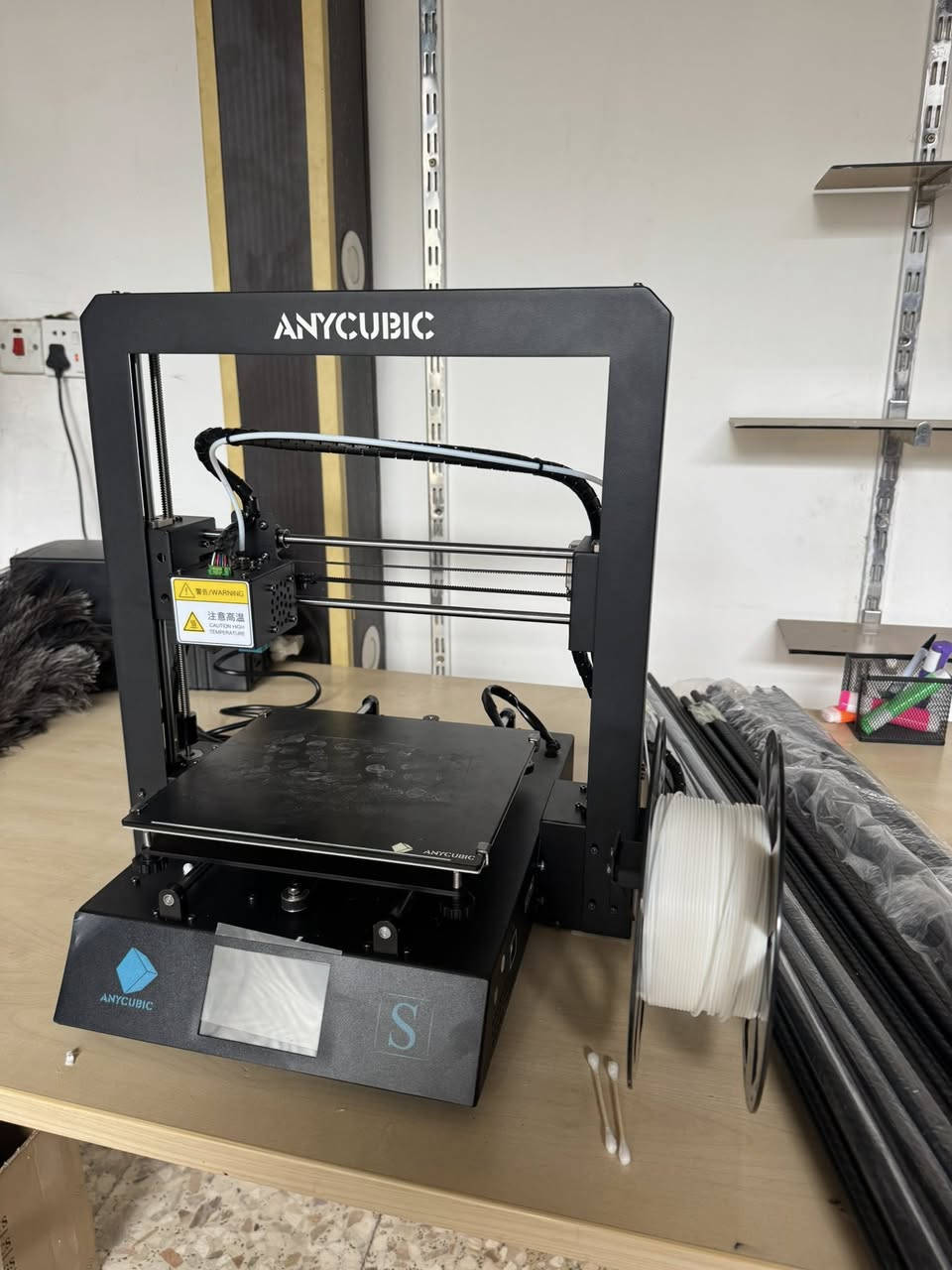 شلون شباب 
طابعه anycubic mega s 
مستعمله مرتين جدا نظيفه 
سعرها 175 الف وبيها مجال 
مكاني حي الحسين 
***********
