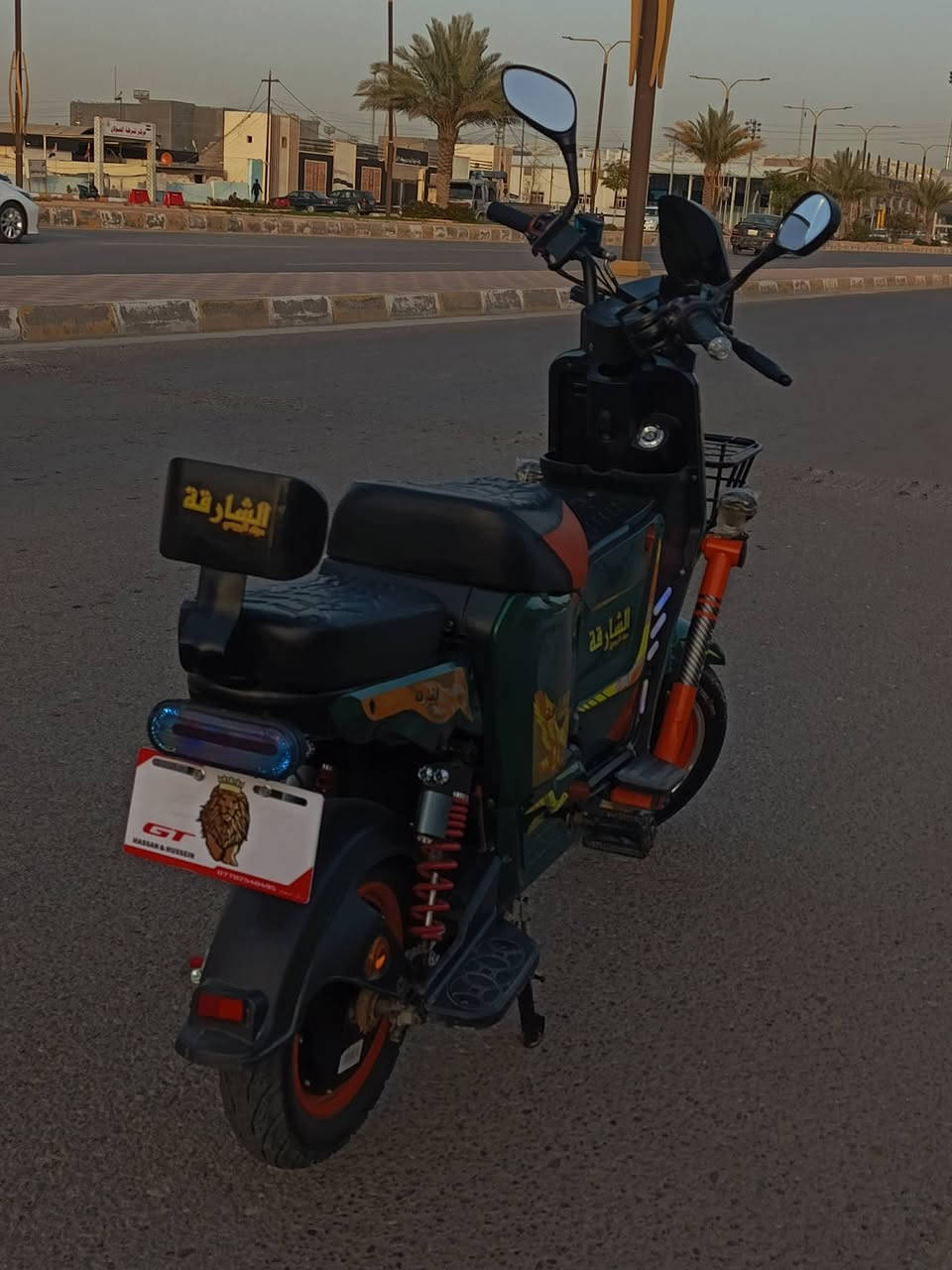 دراجه شحن نوعيه x900دراجه جديده ونظافه 100/100  السعر 450وبيها مجال***********
