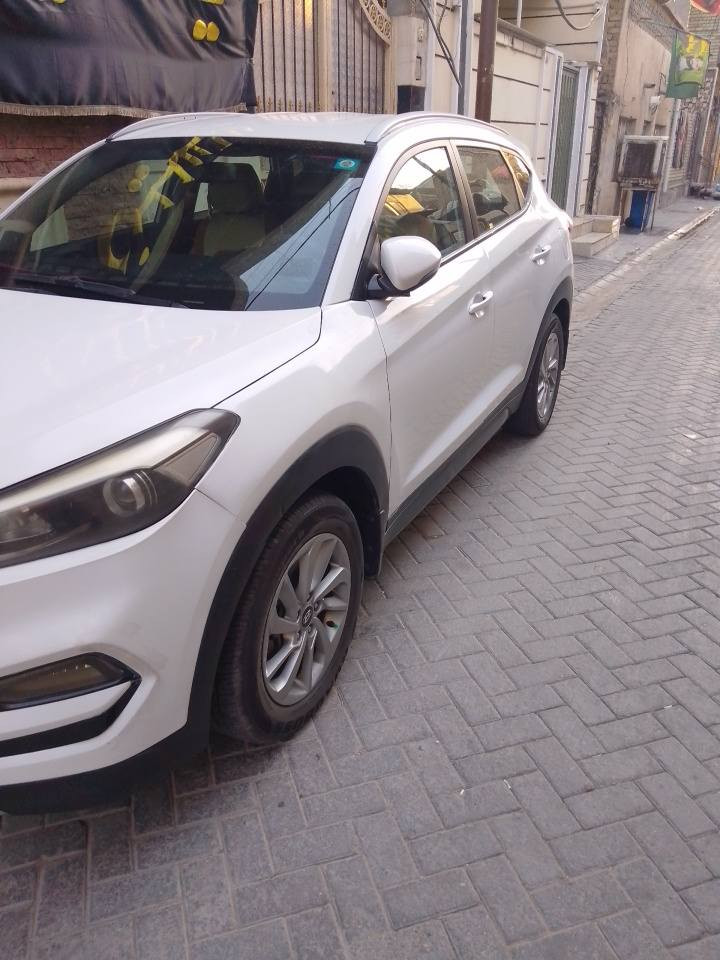 السلام عليكم توسان للبيع موديل 16 رقم بغداد بسمي السيارة تحويل ثاني يوم السعر 150 وبيه مجال حك الجيه رقمي الموبايل *********** العنوان بغداد مدينة الصدر
